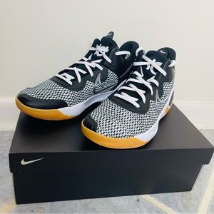 Nike Men's KD Trey 5 IX Basketball Sneakers, Black/Metlc Cool Grey-White, 11.5 M